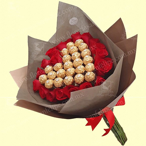 Bouquet Con Rosas Rojas y Ferrero Rocher